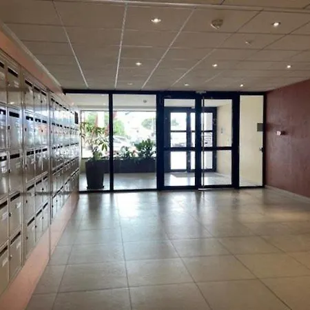 T2 Pour 4 Personnes Terrasse Vue Mer, Ascenseur - 4casi402 Charming One Bedroom Canet-en-Roussillon
